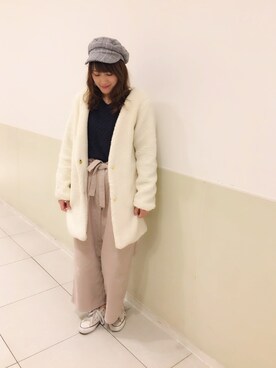「アイテム（その他アウター、ホワイト系）」を使った、S h i i ＊°さん（レディース・163cm）の秋コーディネート