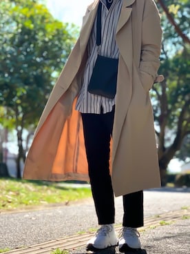 「BALENCIAGA」｜「アイテム（トレンチコート）」を使った、トッティさん（メンズ・163cm）の春コーディネート