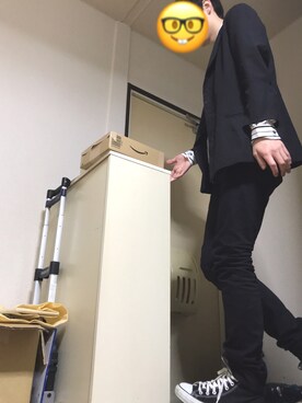 「CONVERSE（コンバース）のCONVERSE (コンバース）　【メンズ・ウイメンズ】オールスターハイ　ALL STAR HI チャックテイラー（スニーカー）」を使った、えふじさん（メンズ・174cm）の冬コーディネート