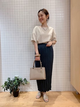 「KBF+（ケービーエフプラス）のアイテム（スカート）」を使った、nakamuさん（レディース・160cm）の春コーディネート