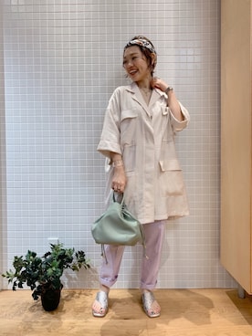 「KBF+（ケービーエフプラス）のアイテム（パンツ）」を使った、nakamuさん（レディース・160cm）の春コーディネート