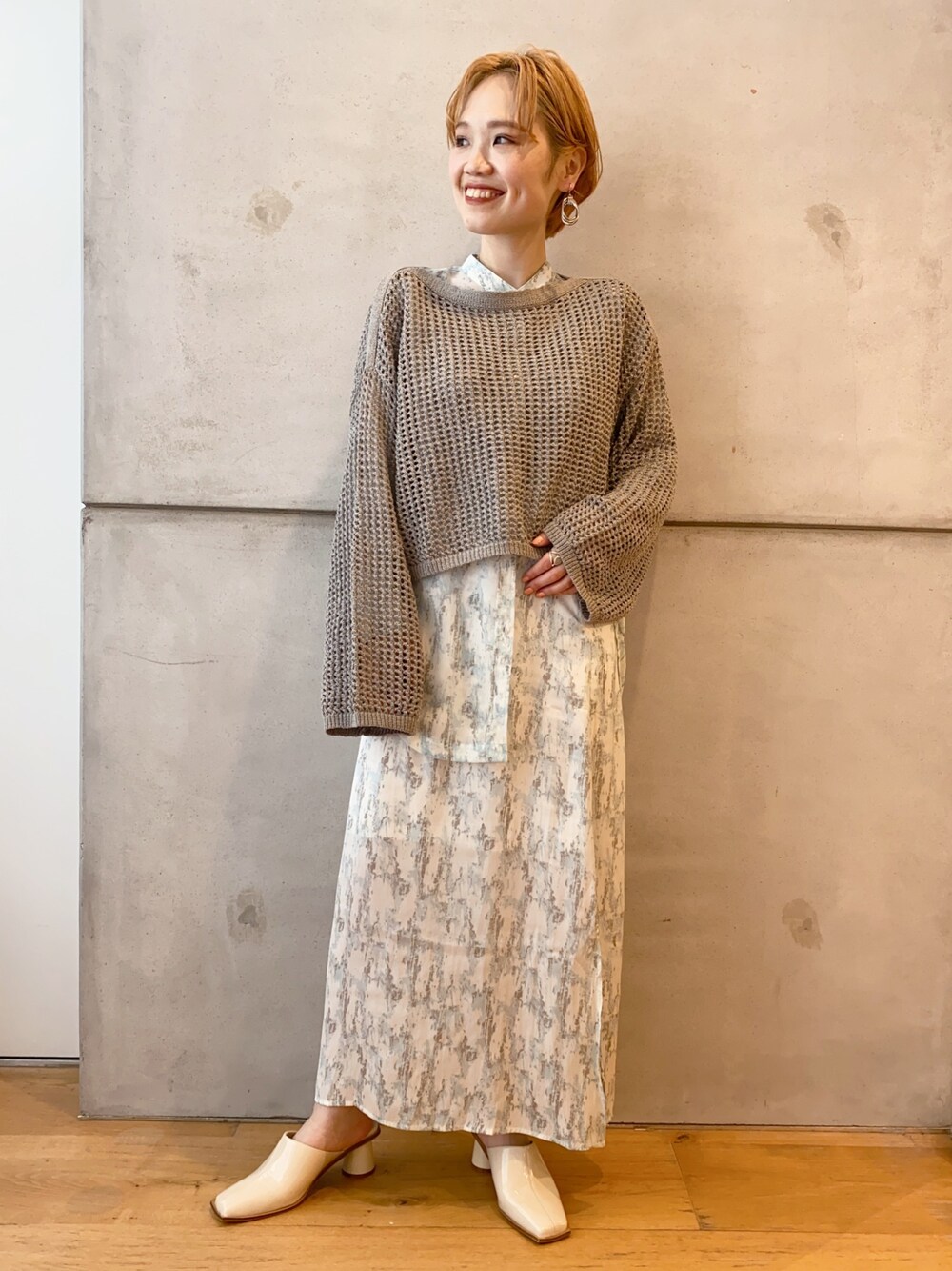 「春、大人カジュアル、ootd、kbf、KBF+」｜「KBF+のKBF+　シアータイダイシャツ（シャツ/ブラウス、ブルー系）」を使った、nakamuさん（レディース・160cm）の春コーディネートの1枚目の写真