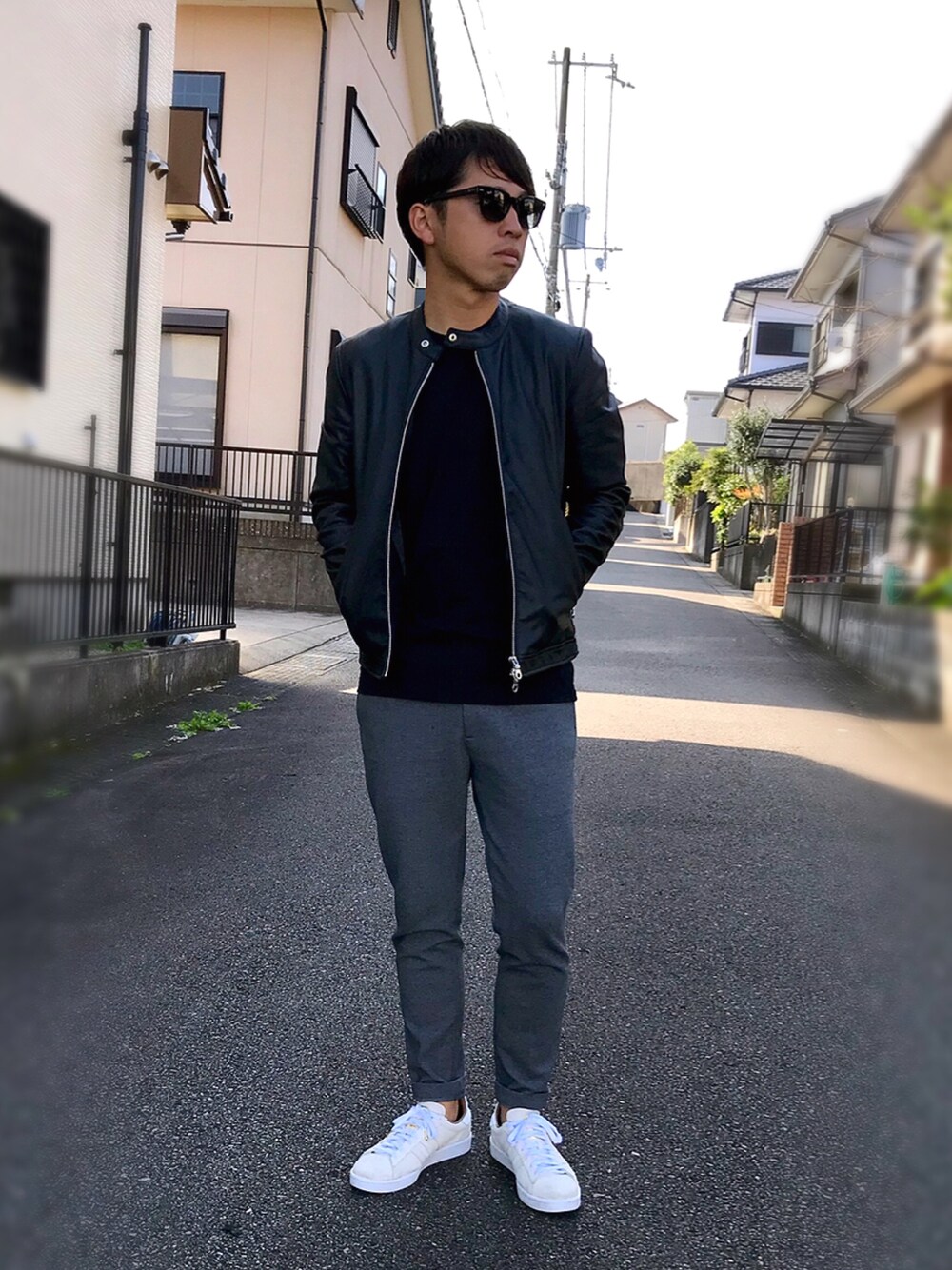 「ZOZO公認ユーザー、ライダースジャケット、ストリートMIX、レイバン」｜「NANO universeのシンセティック　シングルレザーブルゾン（ライダースジャケット、ブラック系）」を使った、mackoさん（メンズ・174cm）の冬コーディネートの1枚目の写真