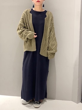 「ケーブルカーディガン」｜「アイテム（ワンピース/ドレス）」を使った、aykさん（レディース・156cm）の秋コーディネート