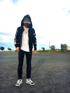 「Cody Sanderson」｜「アイテム（帽子）」を使った、YU-TAさん（メンズ・172cm）の夏コーディネート