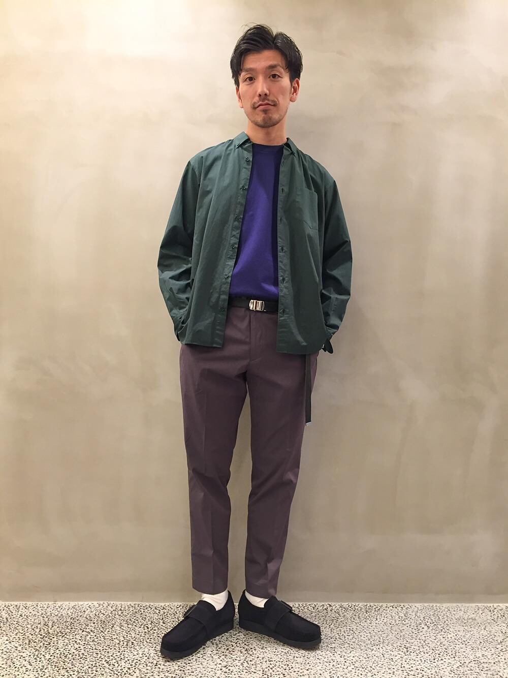 「UNITED ARROWSのUAST ウォッシュ ショート ボタンダウン シャツ（シャツ/ブラウス、グリーン系）」を使った、nakashimaさん（メンズ・177cm）の夏コーディネートの1枚目の写真