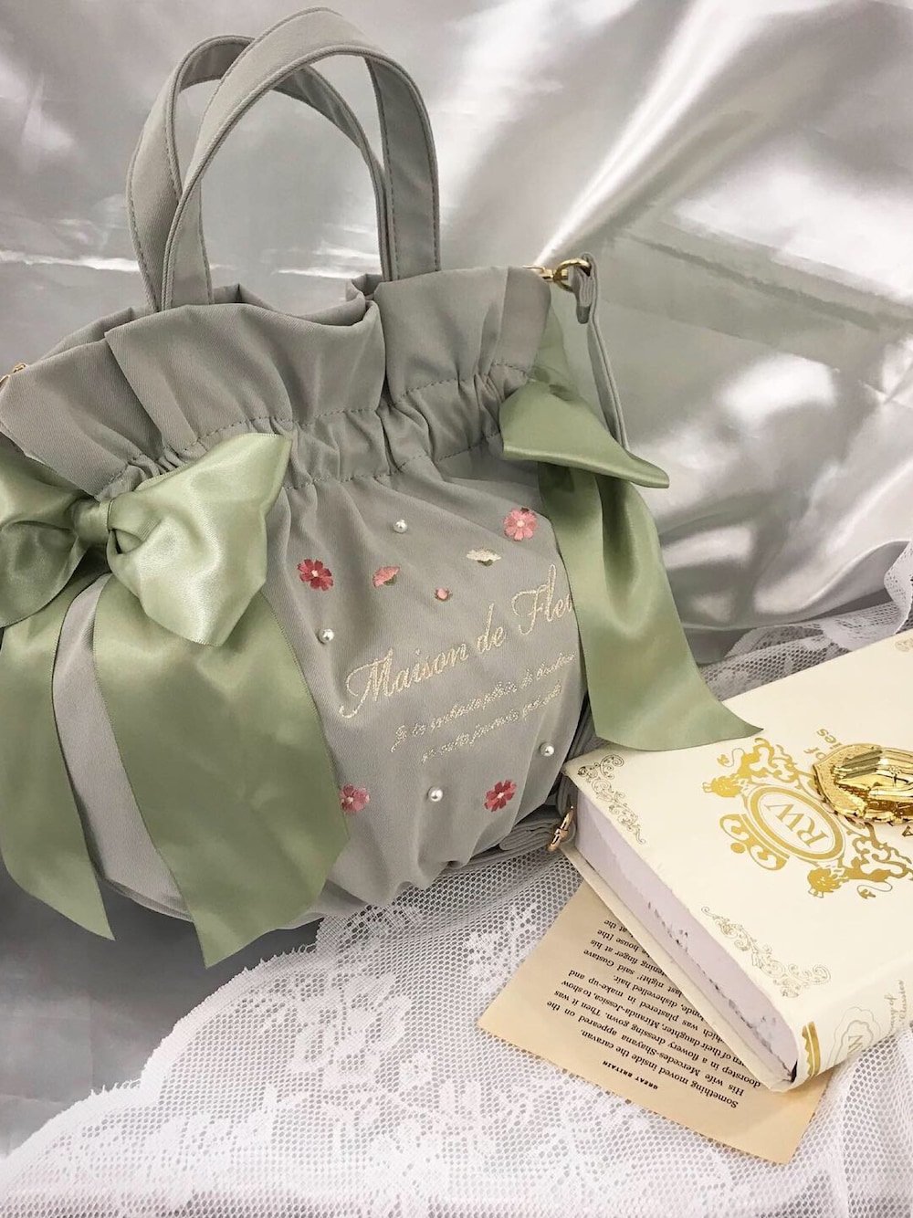 Maison de FLEUR（メゾンドフルール）の「コスモスパール2Way