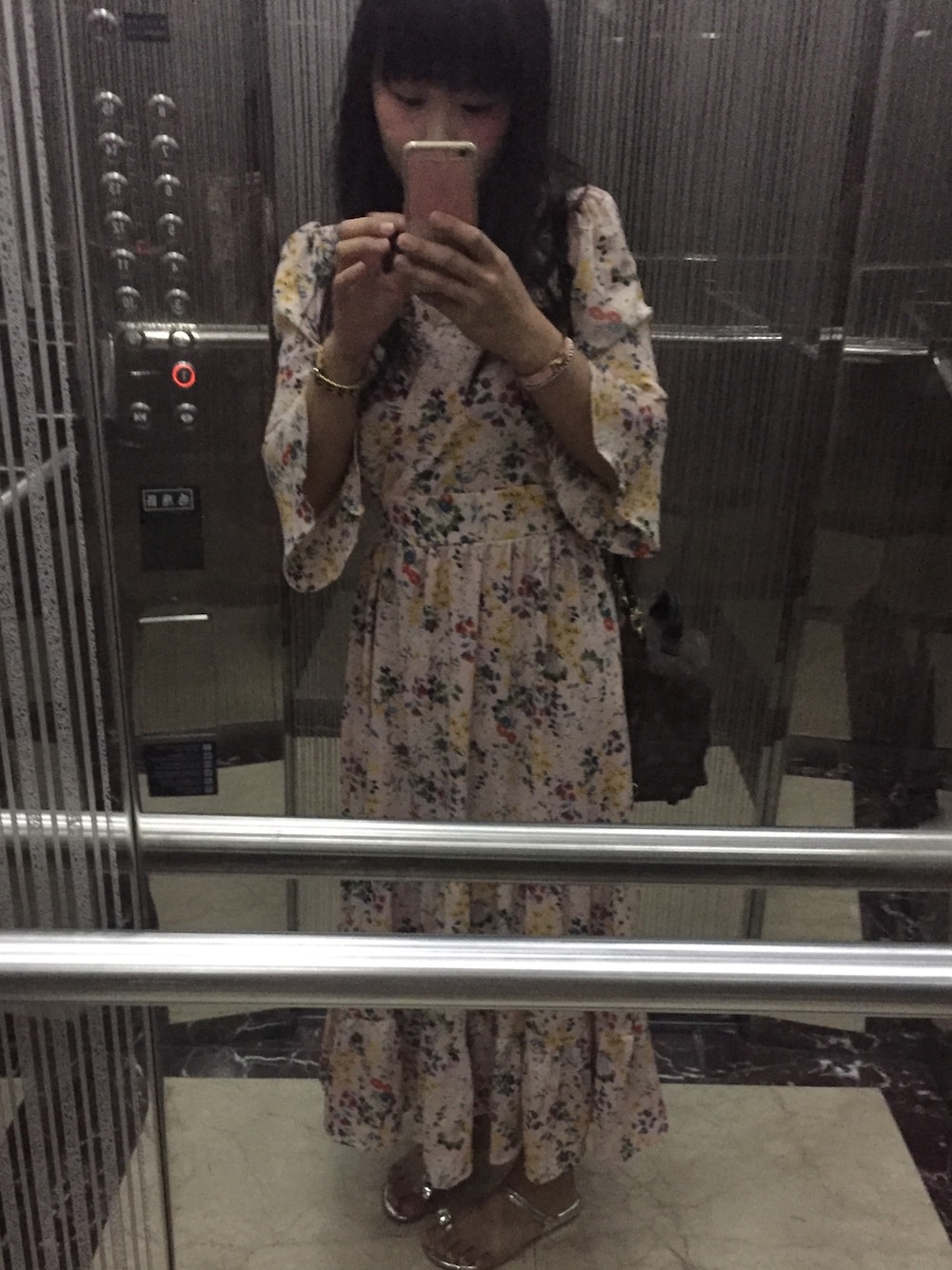 「ピンク、夏、ootd、ロングワンピース、台湾、台北、台湾人、longdress」｜「LOUIS VUITTONのアイテム（バックパック/リュック、ブラウン系）」を使った、Hsuan   モエさん（レディース・158cm）の春コーディネートの1枚目の写真
