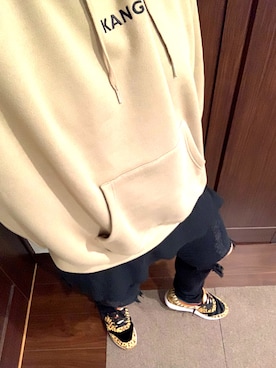 「KANGOL（カンゴール）の▽WEB限定 KANGOL/カンゴール 別注ロゴ刺繍 オーバーサイズ プルオーバーパーカー（パーカー、ブラウン系）」を使った、takuさん（メンズ）の春コーディネート