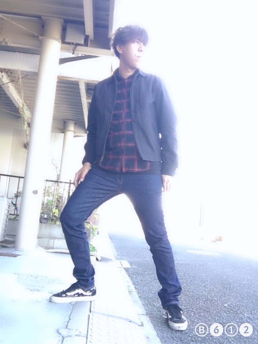「Rags Mcgregor、minedenim、VANS、野口強、キムタク、デニムパンツ、チェックシャツ、秋コーデ、おしゃれさんと繋がりたい、スニーカー」｜「MINEDENIMのアイテム（デニムパンツ、ブルー系）」を使った、つったんさん（メンズ・182cm）の秋コーディネートの1枚目の写真