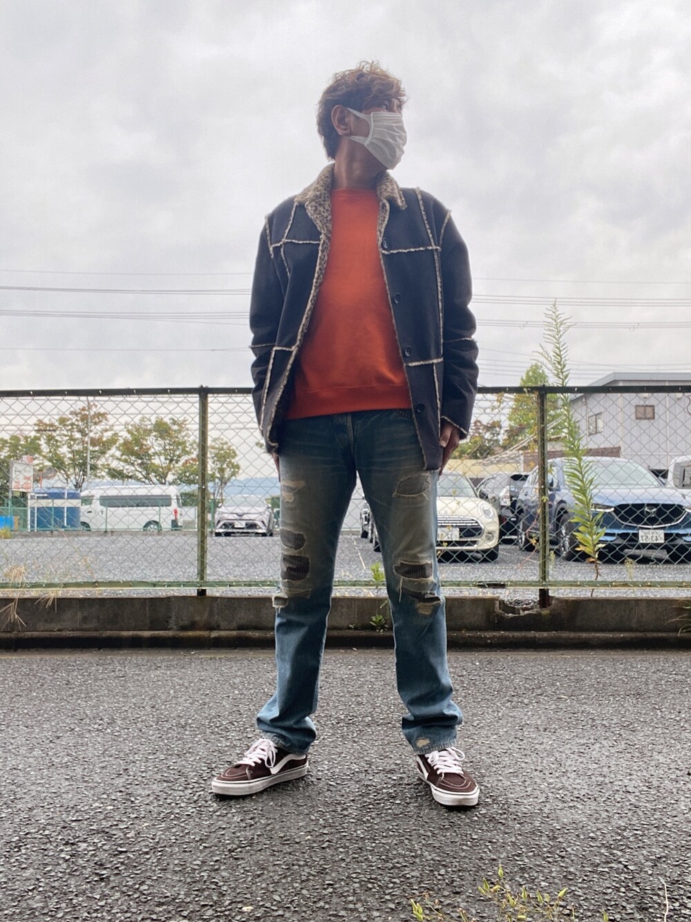 「今日のコーデ、秋服、ootd、キムタク、スニーカー、supreme、Hysteric Glamour、VANS、おしゃれさんと繋がりたい、いいね、save、フォローお願いします🤑」｜「HYSTERIC GLAMOURのアイテム（デニムパンツ、ブルー系）」を使った、つったんさん（メンズ・182cm）の秋コーディネートの1枚目の写真