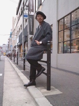 「グレンチェック」｜「アイテム（ハンチング/ベレー帽）」を使った、明賀健太さん（メンズ・178cm）の冬コーディネート