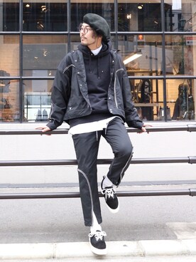 「SLACK FOOTWEAR（スラックフットウェア）のアイテム」を使った、明賀健太さん（メンズ・178cm）の冬コーディネート