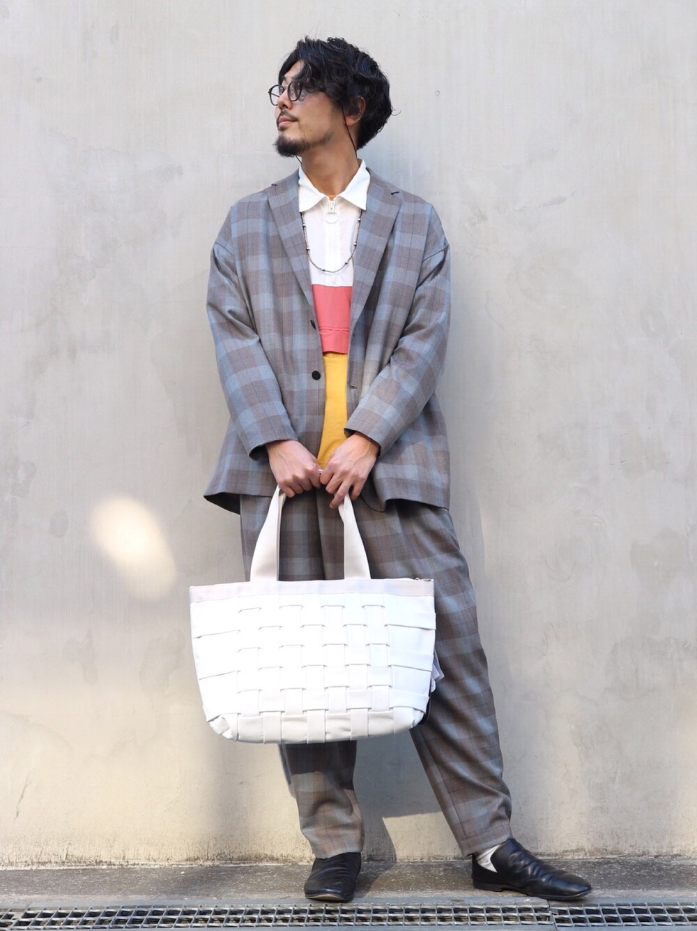 「平成最後のWEARISTAセンバツ、春、トートバッグ、大人カジュアル、ビッグシルエット、花見、フォローミー、相互フォロー、セットアップ、革靴」｜「CARRYNESTのアイテム（バッグ、ホワイト系）」を使った、明賀健太さん（メンズ・178cm）の春コーディネートの1枚目の写真