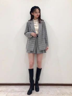 「MAJESTIC LEGON（マジェスティックレゴン）のアイテム（テーラードジャケット）」を使った、マジェスティックレゴン新宿ミロード店スタッフさん（レディース・165cm）の秋コーディネート