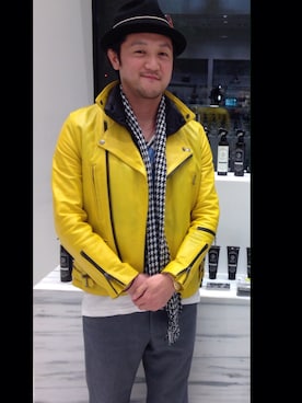 「yellow」｜「アイテム（ライダースジャケット）」を使った、YUSUKE.N【LIUGOO】さん（メンズ・175cm）の冬コーディネート