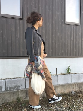 「LEPSIM（レプシィム）のアイテム（サロペット/オーバーオール）」を使った、Haru☆さん（レディース・153cm）の冬コーディネート