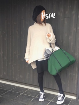 「ミニスカート」｜「アイテム（Tシャツ/カットソー、ホワイト系）」を使った、Haru☆さん（レディース・153cm）の冬コーディネート