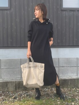 ワンピースを使った「ヘレンチアコーデ」の人気ファッション 