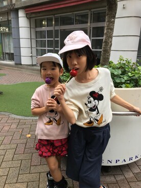 「UNIQLO（ユニクロ）のアイテム（Knitwear、ホワイト系）」を使った、りりぃさん（キッズ・140cm）の冬コーディネート