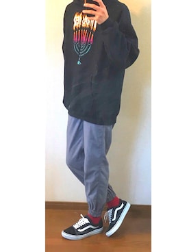 「スラッシャー」｜「アイテム（スラックス）」を使った、Bo-chanさん（メンズ・174cm）の春コーディネート
