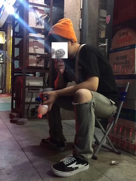 「休闲」｜「アイテム（ニットキャップ/ビーニー）」を使った、胖猪Bombさん（メンズ・184cm）の秋コーディネート