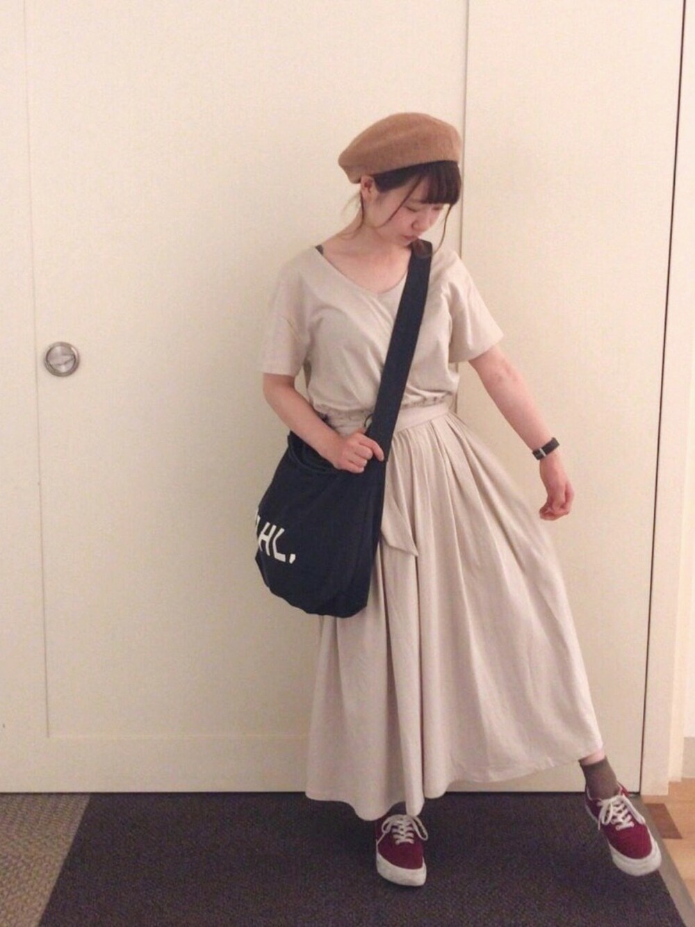 「シンプルコーデ、プチプラコーデ、ootd、earth music&ecology、ワンピース、merフレンズ、シンプルスタイル、コンバース、MHL.、coen」｜「coenのカラーベレー帽（ハンチング/ベレー帽、ベージュ系）」を使った、m a n a  さん（レディース・152cm）の秋コーディネートの1枚目の写真