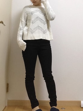 「GU（ジーユー）のアイテム（トップス、ホワイト系）」を使った、みさみささん（レディース・158cm）の秋コーディネート