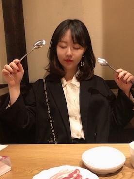 IIIVIEさんのコーディネート