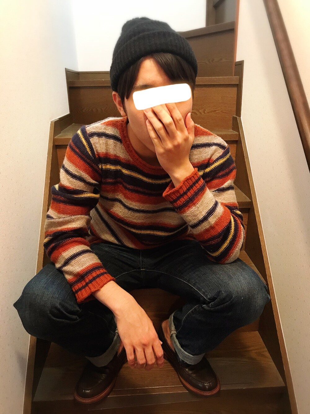 「秋のコーデ」｜「POWER TO THE PEOPLEのアイテム（ニット/セーター、ブラウン系）」を使った、羽ペンギンさん（メンズ・170cm）の秋コーディネートの1枚目の写真