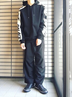 「palace」｜「アイテム（パーカー）」を使った、ゆきちさん（メンズ・172cm）の秋コーディネート