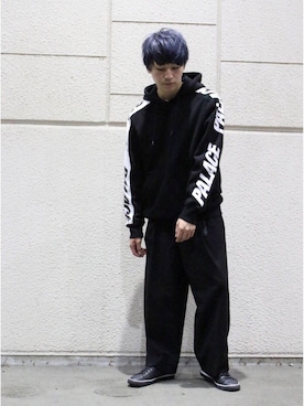「palace」｜「アイテム（パーカー）」を使った、ゆきちさん（メンズ・172cm）の秋コーディネート