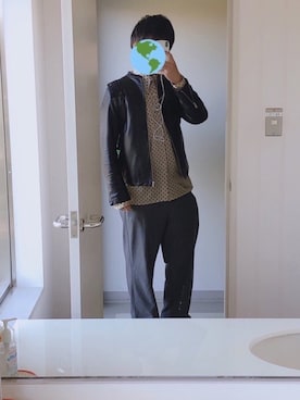 「大学生」｜「アイテム（ライダースジャケット）」を使った、araneさん（メンズ・174cm）の冬コーディネート