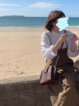 「しまむら（シマムラ）のアイテム（シャツ/ブラウス、ホワイト系）」を使った、Yuki さん（レディース・162cm）の秋コーディネート