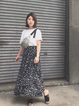 「アイテム（ボディバッグ/ウエストポーチ、シルバー系）」を使った、ちぇるさんさん（レディース・155cm）の夏コーディネート