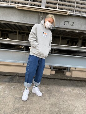 「BlackEyePatch（ブラックアイパッチ）のアイテム（パーカー）」を使った、湯原健太さん（メンズ・178cm）の冬コーディネート