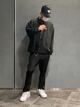 「DANKE SCHON（ダンケシェーン）のアイテム（スラックス）」を使った、湯原健太さん（メンズ・178cm）の春コーディネート