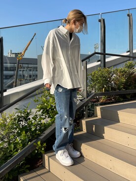 「WHITELAND（ホワイトランド）のアイテム（デニムパンツ）」を使った、湯原健太さん（メンズ・178cm）の春コーディネート