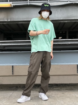「NILoS（ニルズ）のアイテム」を使った、湯原健太さん（メンズ・178cm）の夏コーディネート