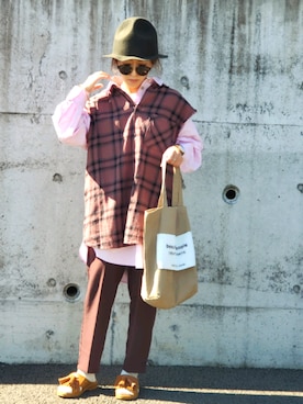 「シャツオンシャツ」｜「アイテム（バッグ）」を使った、かーちんさん（レディース・156cm）の秋コーディネート