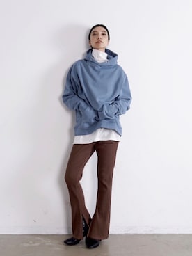 「ハイネックトップス」｜赤羽さん（レディース・163cm）の秋コーディネート