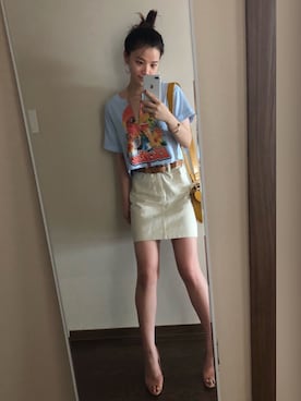 「Guess（ゲス）のアイテム（スカート）」を使った、Ins@Junlaylaさん（レディース・165cm）の夏コーディネート