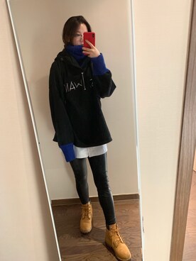 「blue」｜「アイテム（レッグウェア）」を使った、Ins@Junlaylaさん（レディース・165cm）の冬コーディネート