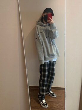 「A land（エーランド）のアイテム（帽子）」を使った、Ins@Junlaylaさん（レディース・165cm）の冬コーディネート