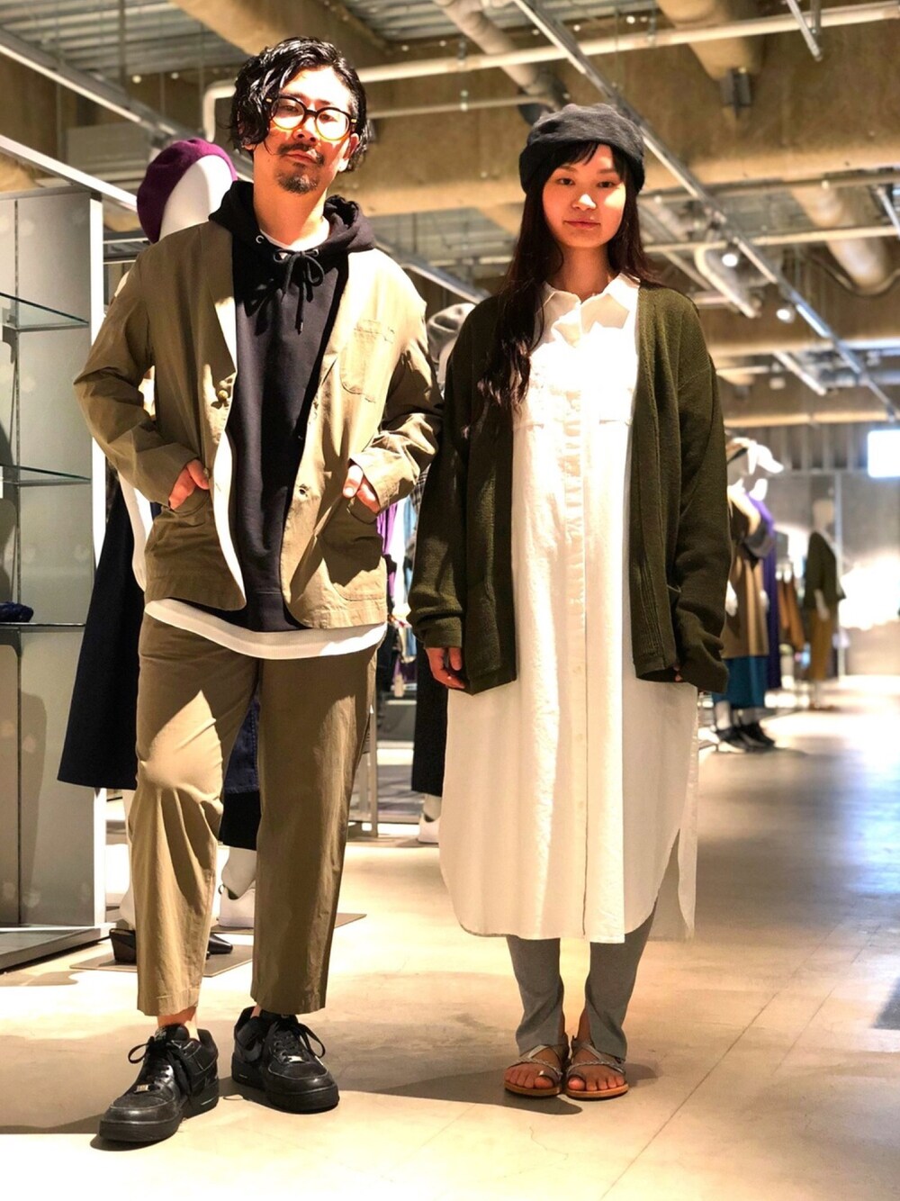 早い者勝ち NIKE AIR FORCE 1 '07 コーデの定番アイテムに◎ 早い者勝ち!!! NIKE ◇ ナイキ エア フォース 1 '07 LV8｜HM9483
