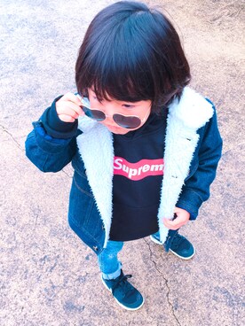 「息子」｜「アイテム（デニムジャケット）」を使った、r_kunさん（キッズ・100cm）の冬コーディネート