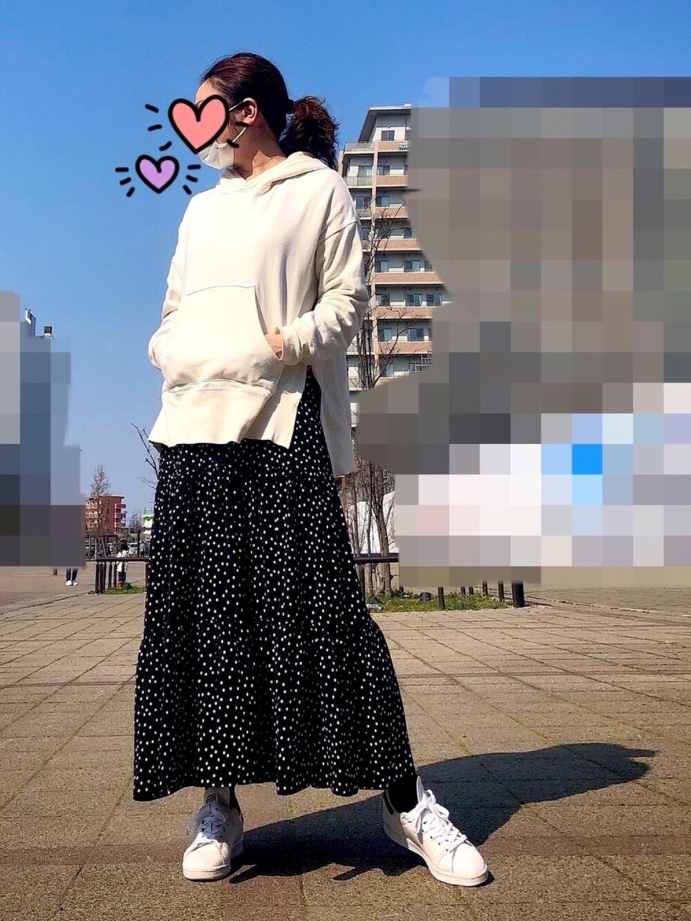 「ZARA、ZARAコーデ、ZARA女、zara大好き、オトナ女子、ロングワンピース、低身長、ZARAワンピース、ワンピース」｜「FREAK'S STOREのサイドスリットボリュームフーディー(サイドスリットパーカー、ワイドパーカー)（パーカー、ホワイト系）」を使った、えみさん（レディース・155cm）の春コーディネートの1枚目の写真