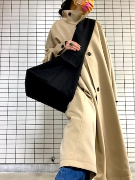 「デカバッグ」｜「アイテム（ステンカラーコート）」を使った、8aaaaayanさん（レディース・157cm）の春コーディネート