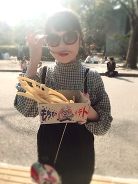 「SLY（スライ）のアイテム（サロペット/オーバーオール）」を使った、natsumiさん（レディース・155cm）の春コーディネート