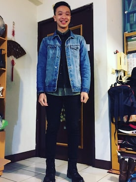 「PULL&BEAR（プルアンドベア）のアイテム（デニムジャケット）」を使った、Sam Yen さん（メンズ・176cm）の冬コーディネート